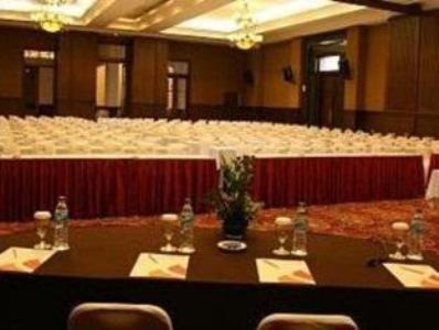 Semarak International Hotel Medan Bagian luar foto