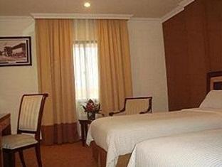 Semarak International Hotel Medan Bagian luar foto